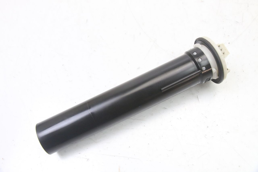 photo de MEDIDOR DE COMBUSTÍVEL DO TANQUE PIAGGIO MP3 LT 400 (2007 - 2012) - Outro ângulo de visão