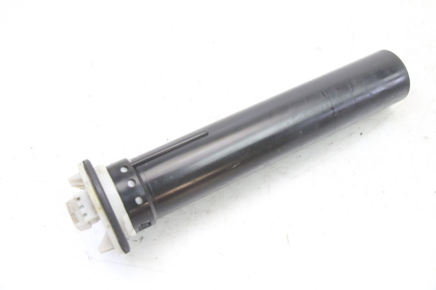 photo de MEDIDOR DE COMBUSTÍVEL DO TANQUE PIAGGIO MP3 LT 400 (2007 - 2012) - Zoom do estado de desgaste