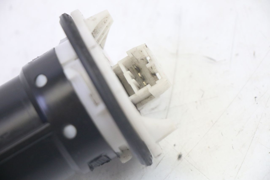photo de MEDIDOR DE COMBUSTÍVEL DO TANQUE PIAGGIO MP3 LT 400 (2007 - 2012) - Detalhe da peça