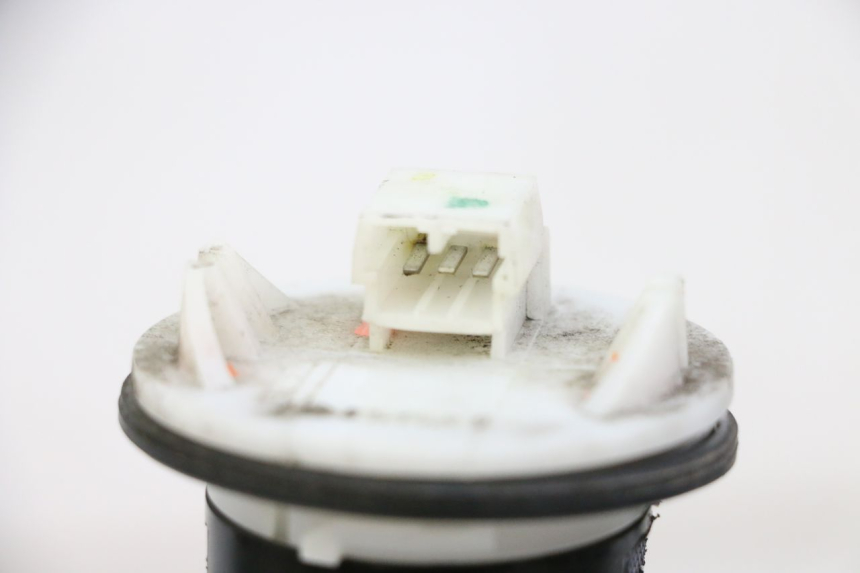 photo de MEDIDOR DE COMBUSTÍVEL DO TANQUE PIAGGIO MP3 500 (2014 - 2017) - Detalhe da peça