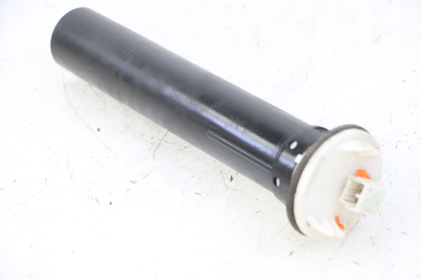 photo de MEDIDOR DE COMBUSTÍVEL DO TANQUE PIAGGIO MP3 RL 250 (2006 - 2010) - Vista principal