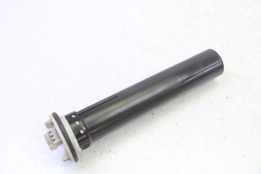 photo de MEDIDOR DE COMBUSTÍVEL DO TANQUE PIAGGIO MP3 125 (2006 - 2014) - Outro ângulo de visão