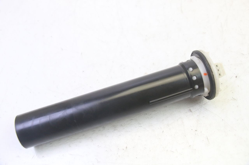 photo de MEDIDOR DE COMBUSTÍVEL DO TANQUE PIAGGIO MP3 RL 250 (2006 - 2010) - Outro ângulo de visão