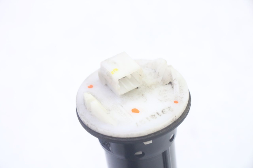 photo de MEDIDOR DE COMBUSTÍVEL DO TANQUE PIAGGIO MP3 RL 250 (2006 - 2010) - Zoom do estado de desgaste