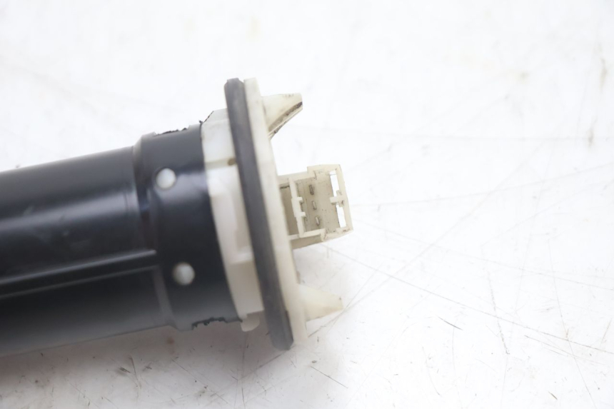 photo de MEDIDOR DE COMBUSTÍVEL DO TANQUE PIAGGIO MP3 125 (2006 - 2014) - Detalhe da peça
