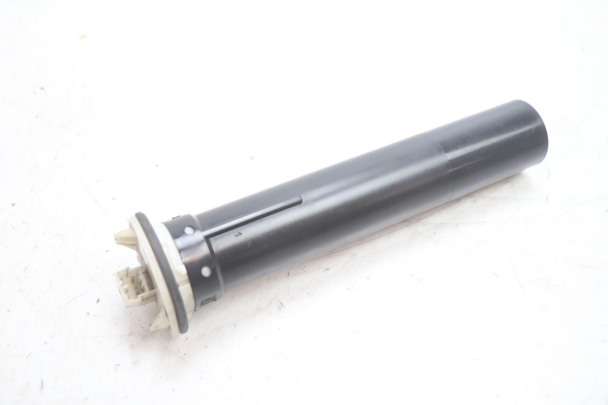 photo de MEDIDOR DE COMBUSTÍVEL DO TANQUE PIAGGIO MP3 125 (2006 - 2014) - Zoom do estado de desgaste