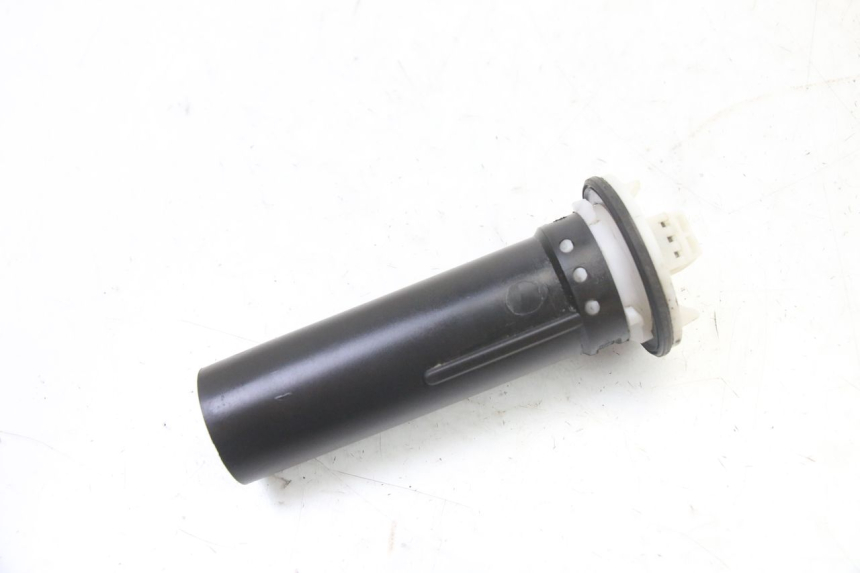 photo de MEDIDOR DE COMBUSTÍVEL DO TANQUE PIAGGIO NRG POWER PUREJET 50 (2018 - 2021) - Zoom do estado de desgaste