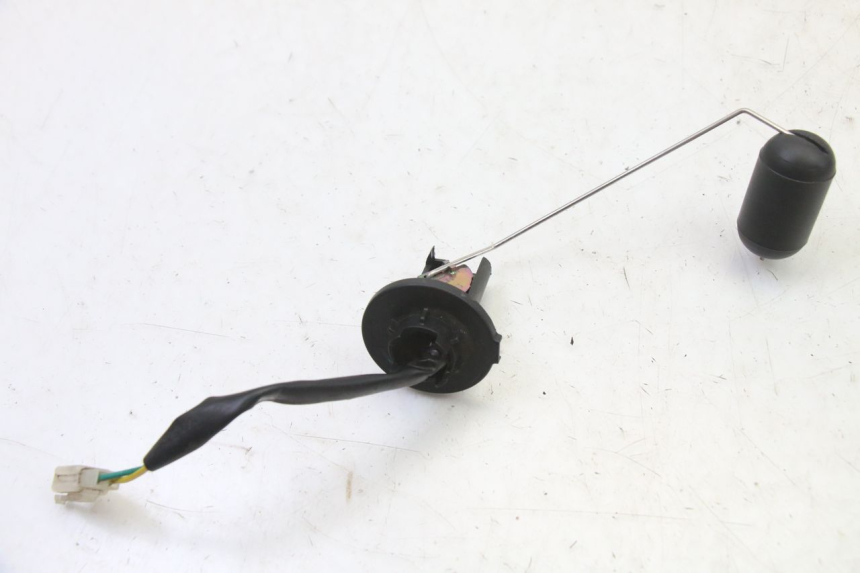 photo de MEDIDOR DE COMBUSTÍVEL DO TANQUE SYM ORBIT 2 4T 50 (2008 - 2017) - Zoom do estado de desgaste