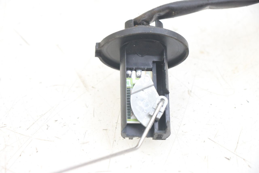photo de MEDIDOR DE COMBUSTÍVEL DO TANQUE SYM ORBIT 2 TS 2T 50 (2011 - 2016) - Zoom do estado de desgaste