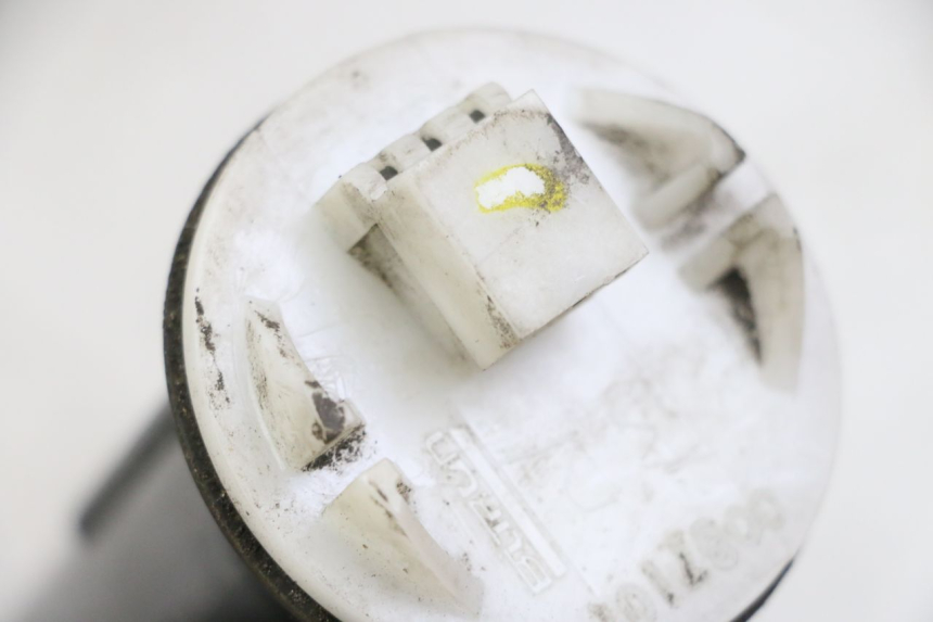 photo de MEDIDOR DE COMBUSTÍVEL DO TANQUE PIAGGIO MP3 125 (2006 - 2014) - Zoom do estado de desgaste