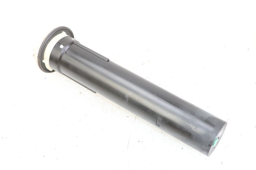 photo de MEDIDOR DE COMBUSTÍVEL DO TANQUE PIAGGIO MP3 125 (2006 - 2014) - Pontos de fixação