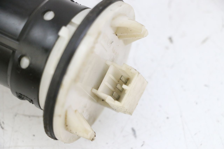 photo de MEDIDOR DE COMBUSTÍVEL DO TANQUE PIAGGIO VESPA LX 150 (2005 - 2013) - Zoom do estado de desgaste