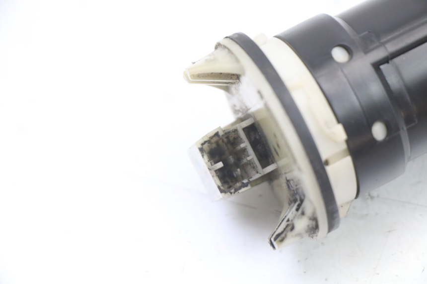 photo de MEDIDOR DE COMBUSTÍVEL DO TANQUE PIAGGIO X8 125 (2004 - 2007) - Detalhe da peça