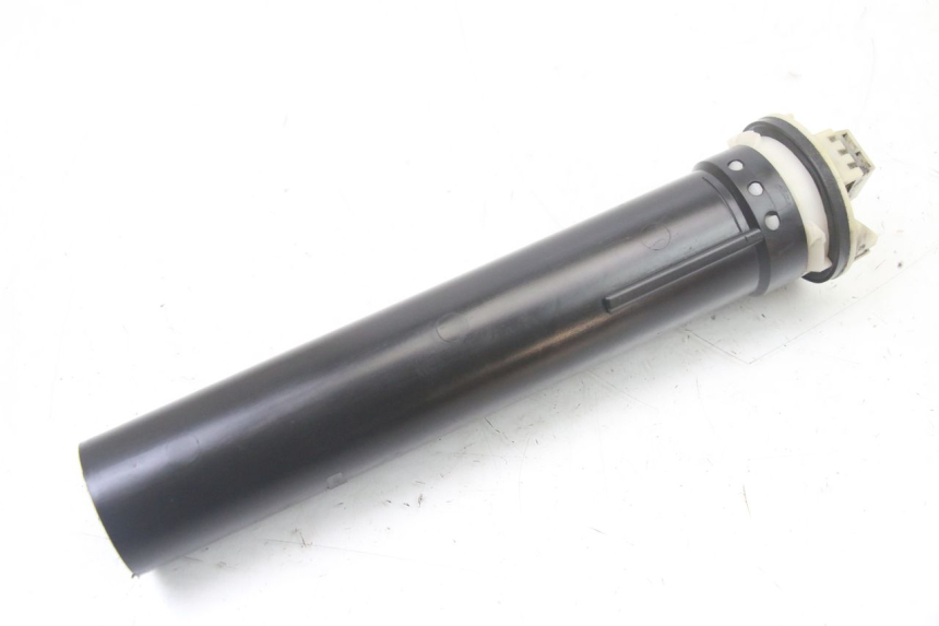 photo de MEDIDOR DE COMBUSTÍVEL DO TANQUE PIAGGIO X8 125 (2004 - 2007) - Zoom do estado de desgaste