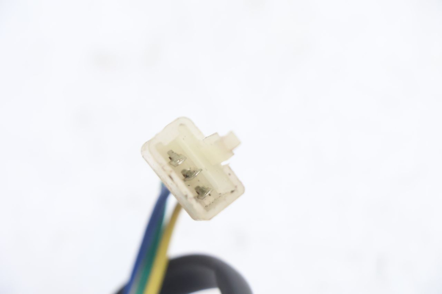 photo de MEDIDOR DE TANQUE DE COMBUSTÍVEL YIYING RETRO 50 (2008 - 2017) - Ampliação técnica
