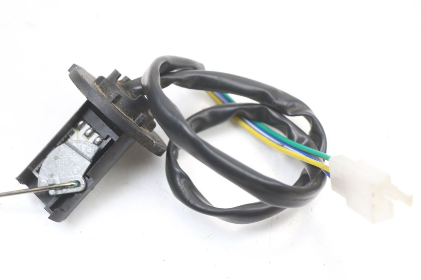 photo de MEDIDOR DE COMBUSTÍVEL DO TANQUE TNT MOTOR ROMA 10' 4T 50 (2019 - 2022) - Detalhe da peça