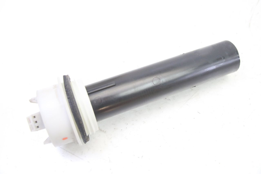photo de MEDIDOR DE COMBUSTÍVEL DO TANQUE PEUGEOT SATELIS 250 (2006 - 2012) - Zoom do estado de desgaste