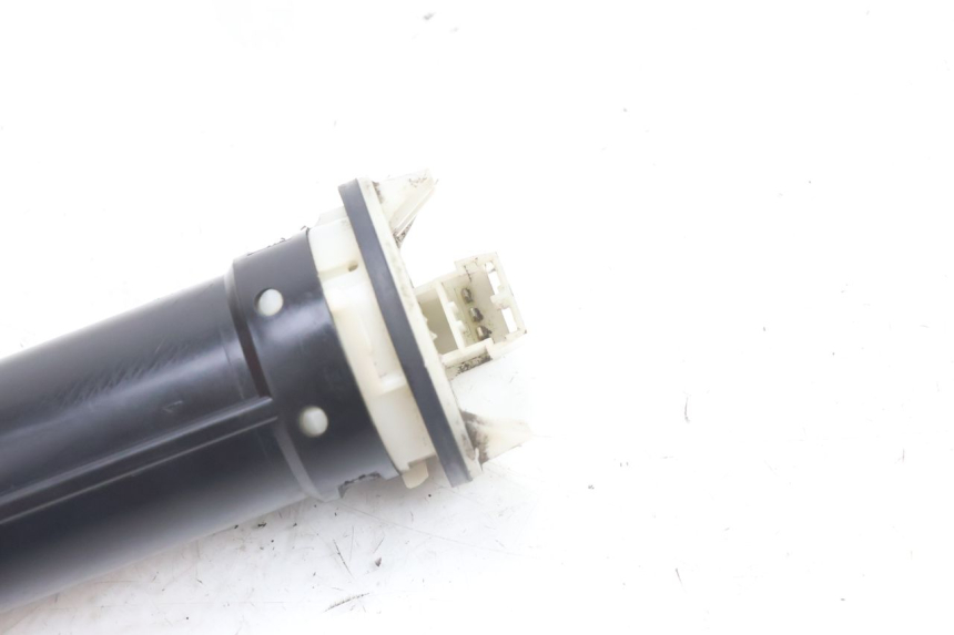 photo de MEDIDOR DE COMBUSTÍVEL DO TANQUE PEUGEOT SATELIS 125 (2006 - 2009) - Detalhe da peça