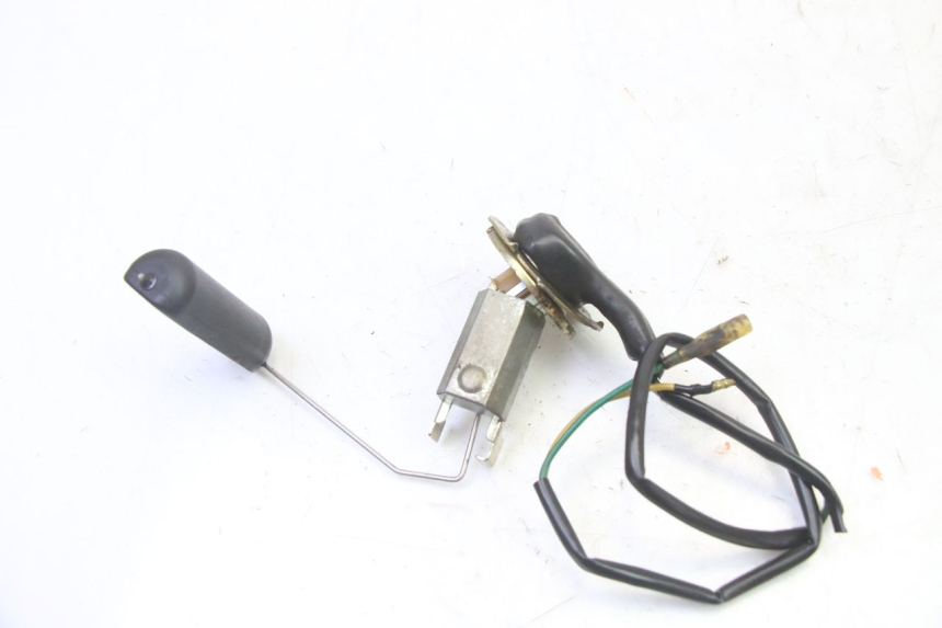 photo de MEDIDOR DE COMBUSTÍVEL DO TANQUE PEUGEOT SPEEDAKE 50 (1995 - 1997) - Vista principal