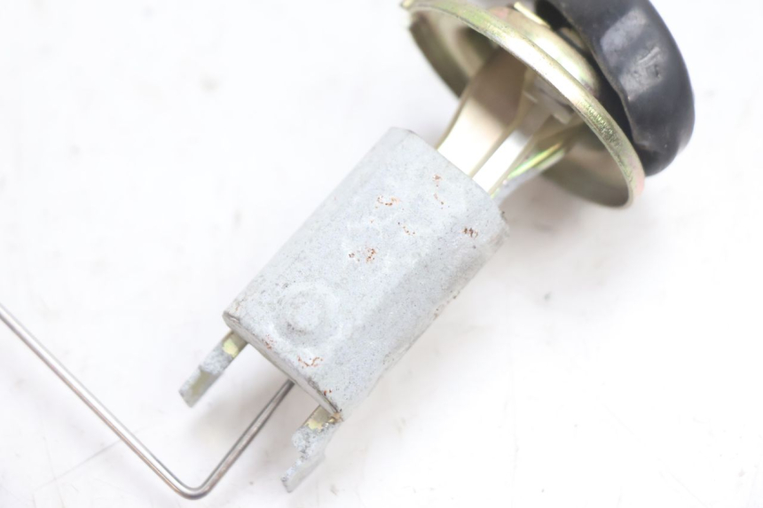 photo de MEDIDOR DE COMBUSTÍVEL DO TANQUE PEUGEOT SPEEDFIGHT 2 AC 50 (2000 - 2009) - Detalhe da peça