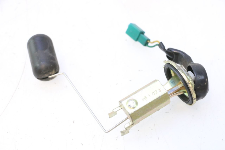 photo de MEDIDOR DE COMBUSTÍVEL DO TANQUE PEUGEOT SPEEDFIGHT LC 50 (1996 - 2002) - Vista principal