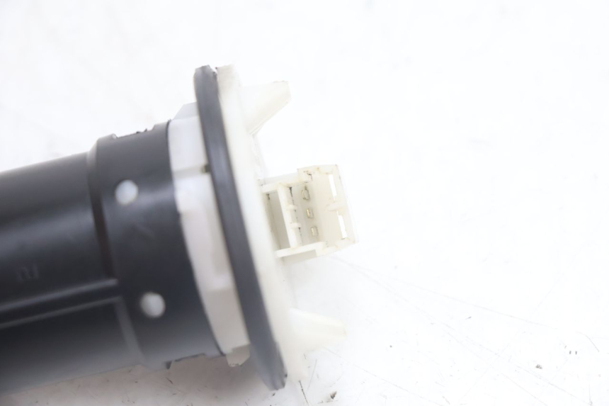 photo de MEDIDOR DE COMBUSTÍVEL DO TANQUE APRILIA SR 2T 50 (2012 - 2017) - Detalhe da peça