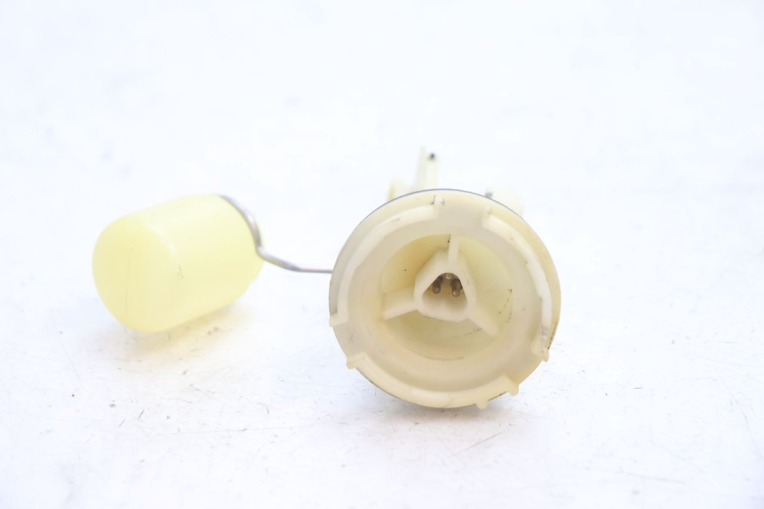 photo de MEDIDOR DE COMBUSTÍVEL DO TANQUE PEUGEOT TREKKER TKR 50 (2005 - 2014) - Zoom do estado de desgaste