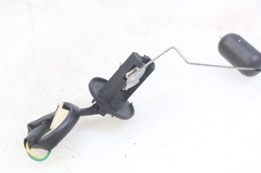 photo de MEDIDOR DE COMBUSTÍVEL DO TANQUE PEUGEOT TWEET 4T 50 (2010 - 2014) - Zoom do estado de desgaste