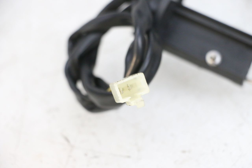 photo de MEDIDOR DE COMBUSTÍVEL DO TANQUE PEUGEOT TWEET PRO EFI 4T 50 (2021 - 2022) - Outro ângulo de visão