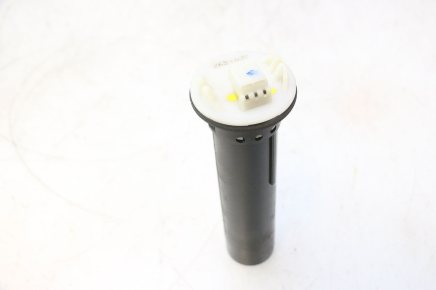 photo de MEDIDOR DE COMBUSTÍVEL DO TANQUE PIAGGIO VESPA LX 2T 50 (2005 - 2013) - Outro ângulo de visão