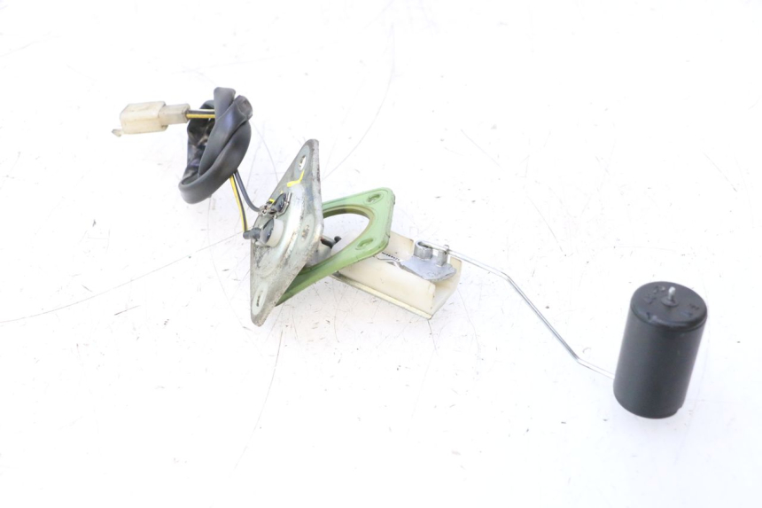 photo de MEDIDOR DE COMBUSTÍVEL DO TANQUE PIAGGIO VESPA PRIMAVERA 2T 50 (2013 - 2018) - Zoom do estado de desgaste