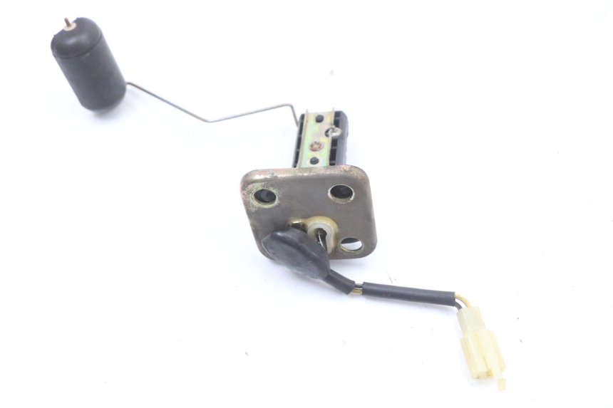 photo de MEDIDOR DE COMBUSTÍVEL DO TANQUE PEUGEOT VIVACITY NEW 4T 50 (2008 - 2017) - Zoom do estado de desgaste