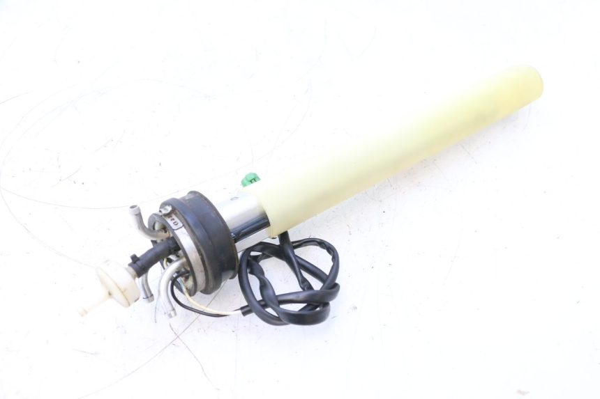photo de MEDIDOR DE TANQUE DE COMBUSTÍVEL YAMAHA WAVE RUNNER GP R 1200 (2000 - 2003) - Vista principal