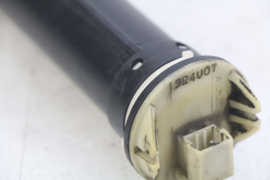 photo de MEDIDOR DE COMBUSTÍVEL DO TANQUE PIAGGIO X8 125 (2004 - 2007) - Detalhe da peça