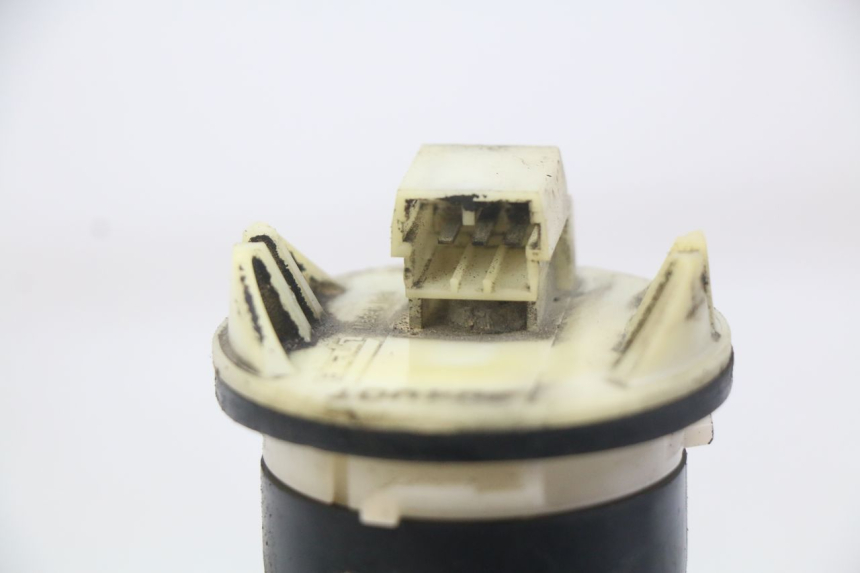photo de MEDIDOR DE COMBUSTÍVEL DO TANQUE PIAGGIO X8 125 (2004 - 2007) - Outro ângulo de visão