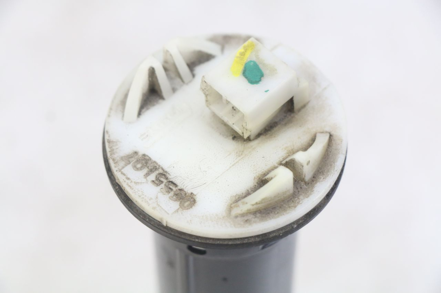 photo de MEDIDOR DE COMBUSTÍVEL DO TANQUE PIAGGIO XEVO - X EVO 125 (2007 - 2017) - Detalhe da peça