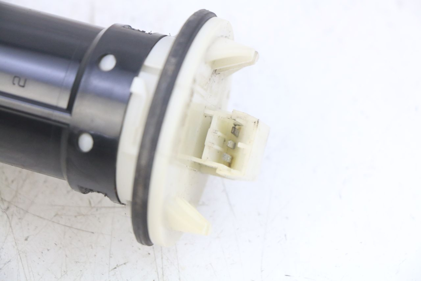 photo de MEDIDOR DE COMBUSTÍVEL DO TANQUE PIAGGIO XEVO - X EVO 125 (2007 - 2017) - Ampliação técnica