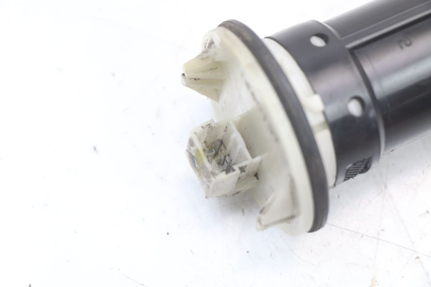 photo de MEDIDOR DE COMBUSTÍVEL DO TANQUE PIAGGIO XEVO - X EVO 125 (2007 - 2017) - Detalhe da peça