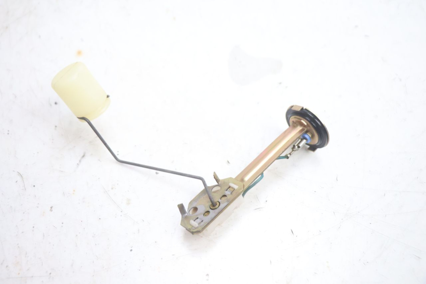 photo de MEDIDOR DE COMBUSTÍVEL DO TANQUE YAMAHA YP MAJESTY 125 (2002 - 2006) - Vista principal