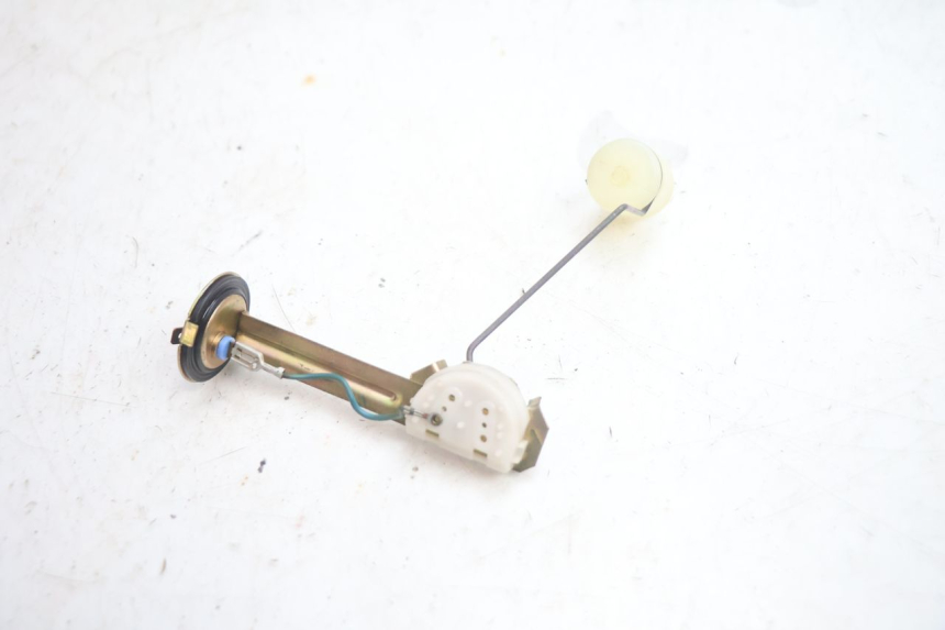 photo de MEDIDOR DE COMBUSTÍVEL DO TANQUE YAMAHA YP MAJESTY 125 (2002 - 2006) - Detalhe da peça