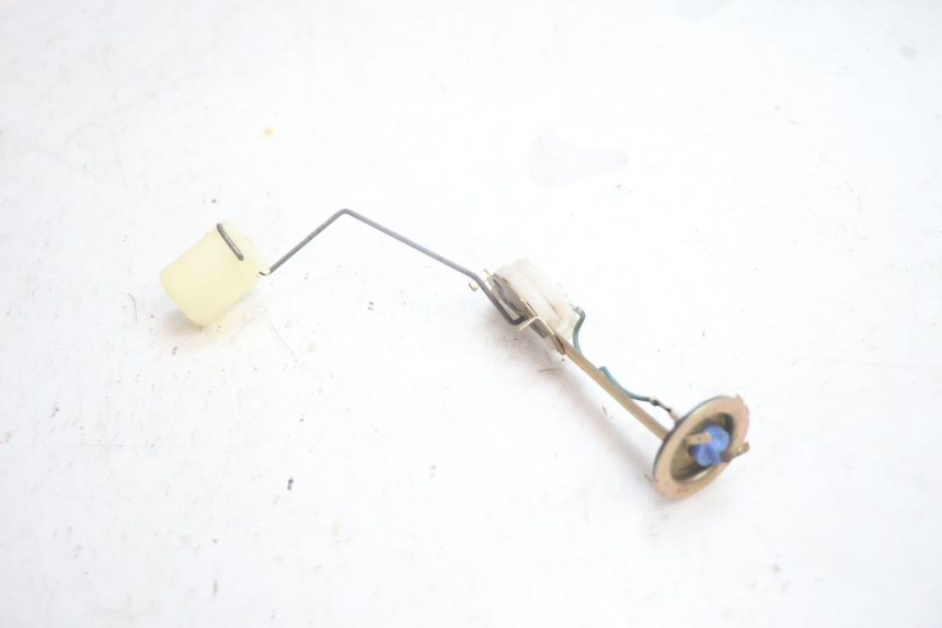 photo de MEDIDOR DE COMBUSTÍVEL DO TANQUE YAMAHA YP MAJESTY 125 (2002 - 2006) - Zoom do estado de desgaste