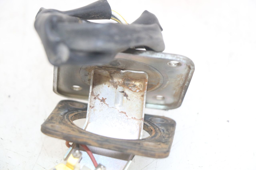 photo de MEDIDOR DE COMBUSTÍVEL DO TANQUE KAWASAKI Z 750 (2007 - 2013) - Pontos de fixação