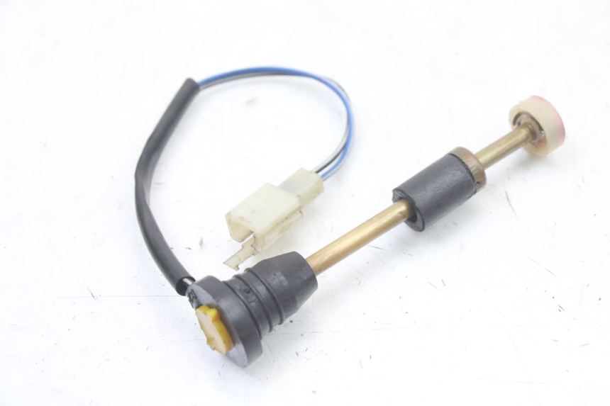 photo de MEDIDOR DO RESERVATÓRIO DE ÓLEO PEUGEOT SPEEDFIGHT 3 LC 2T 50 (2009 - 2015) - Zoom do estado de desgaste