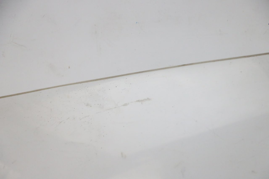 photo de JUNÇÃO DO CARENAGEM TRASEIRO BMW C1 125 (2000 - 2003) - Estado da superfície