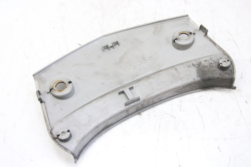photo de JUNÇÃO DO CARENAGEM TRASEIRO KYMCO DINK STREET 125 (2009 - 2014) - Detalhe da peça