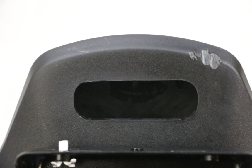 photo de JUNÇÃO DO CARENAGEM TRASEIRO SEGWAY NINEBOT E125S 1 (2022 - 2026) - Detalhe da peça