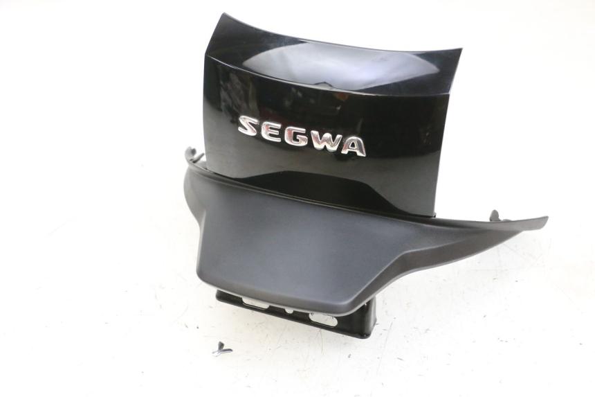 photo de JUNÇÃO DO CARENAGEM TRASEIRO SEGWAY NINEBOT E125S 1 (2022 - 2026) - Estado da superfície