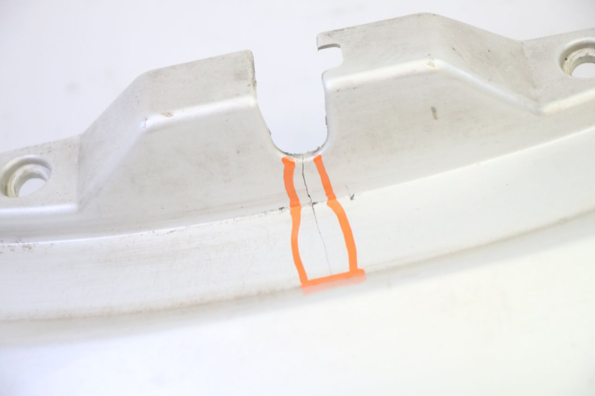 photo de JUNÇÃO DO CARENAGEM TRASEIRO PEUGEOT ELYSTAR 50 (2002 - 2014) - Pontos de fixação