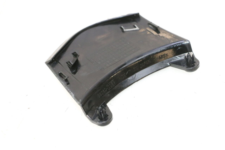 photo de JUNÇÃO DO CARENAGEM TRASEIRO KAWASAKI ER-6 ER6 N 650 (2005 - 2009) - Detalhe da peça