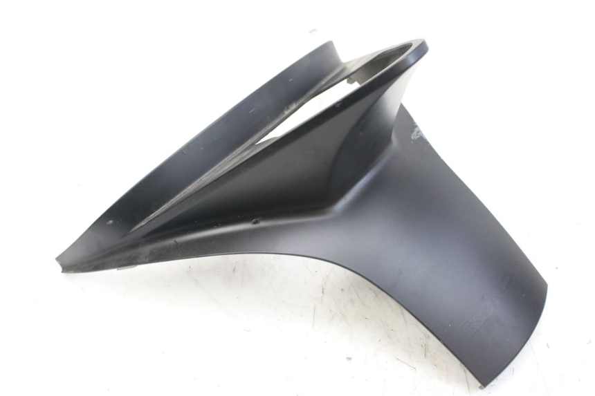 photo de JUNÇÃO DO CARENAGEM TRASEIRO HONDA FES S-WING SWING ABS 125 (2007 - 2015) - Ampliação técnica